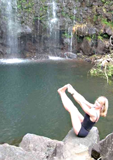 Jenny Otto in Hawaii in Boat Pose